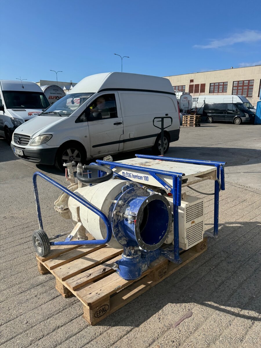 Silomat M-TEC 100 použití PFT Omítací stroj - 4