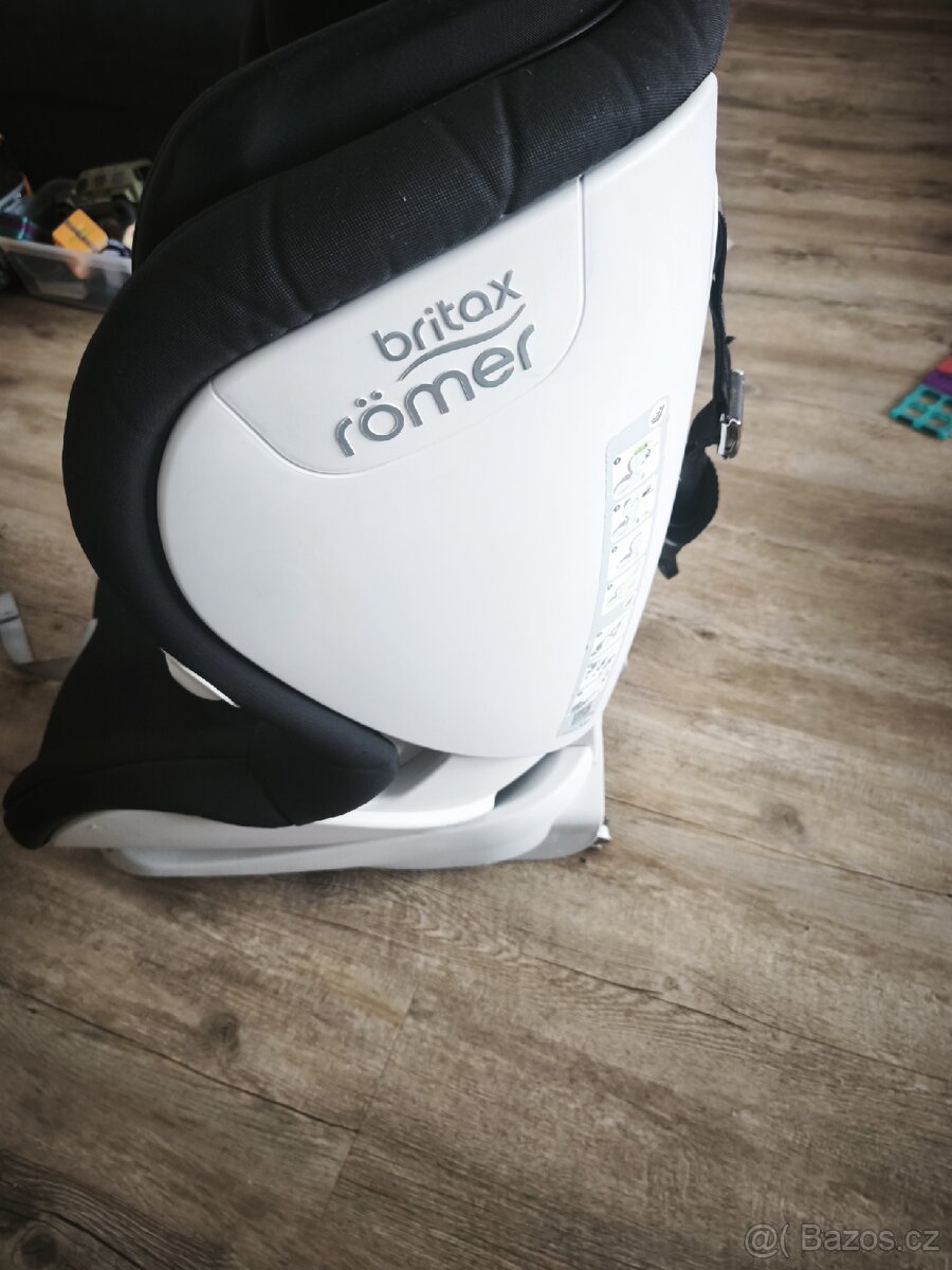 Autosedačka 9-18kg Britax Romer trifix - 4