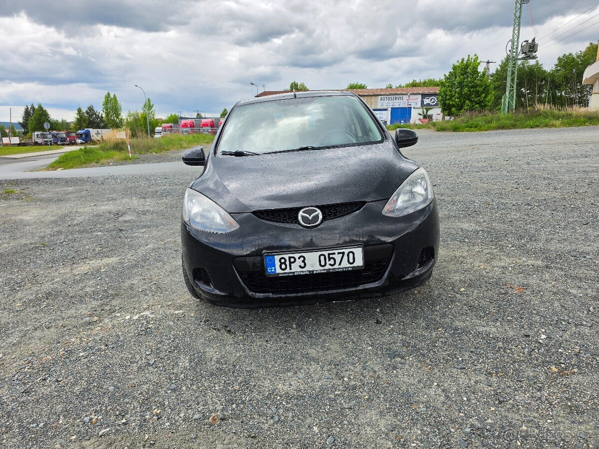 Mazda 2 2010 - 4