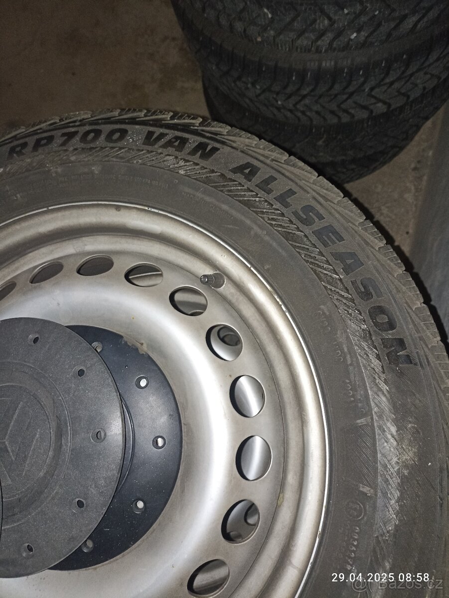 Originální sada celoročních pneu VW Transporter 5x120  R1 6 - 4