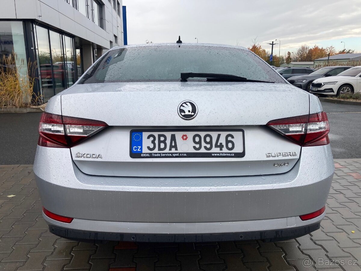 Škoda Superb 2,0tdi Laurin a Klement 140KW DSG,1.majitel - 4