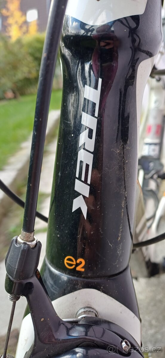 Silniční kolo TREK - 4