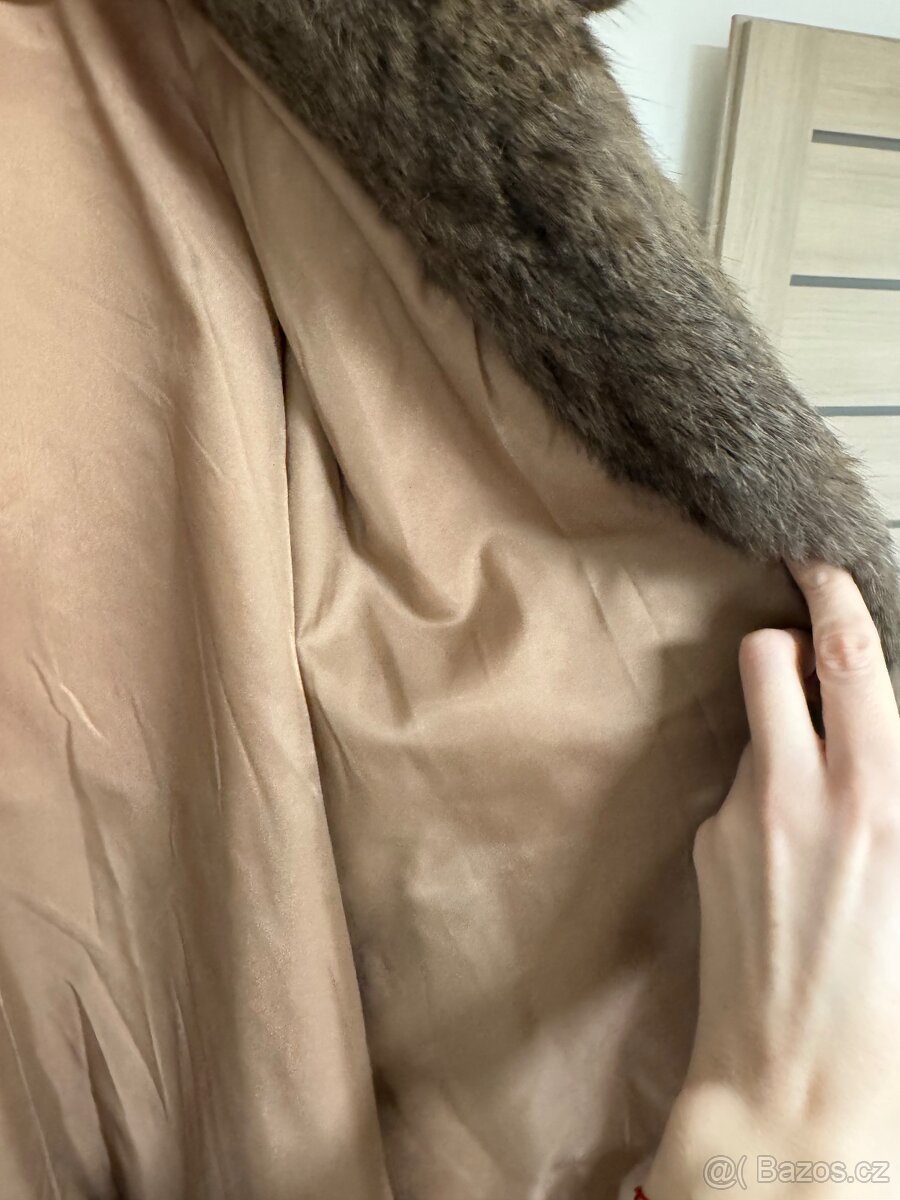Luxusní pravý kožich z králíka – dovezený z USA (Montana) – - 4