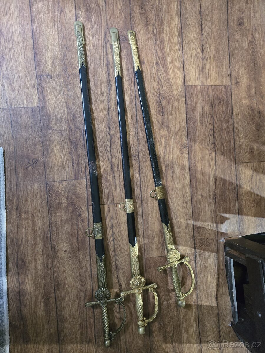 KRASNÉ STARÉ DRAŽNÍ ŠAVLE/ KORDY RU VZOR 1891 - 4