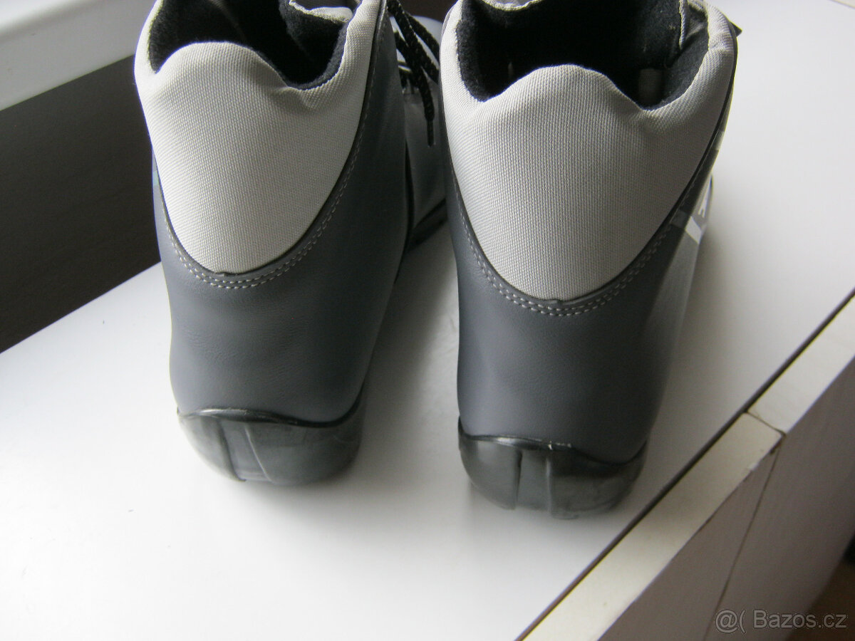 Boty na běžky ATOMIC TX 10 vel. 45 , stélka 29 cm, SNS - 4