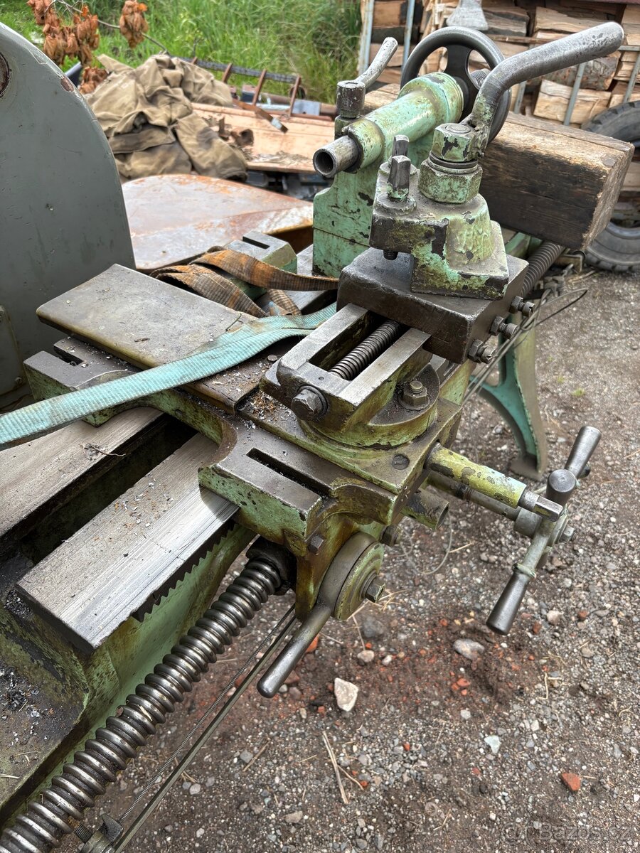 Soustruh na kov - 4