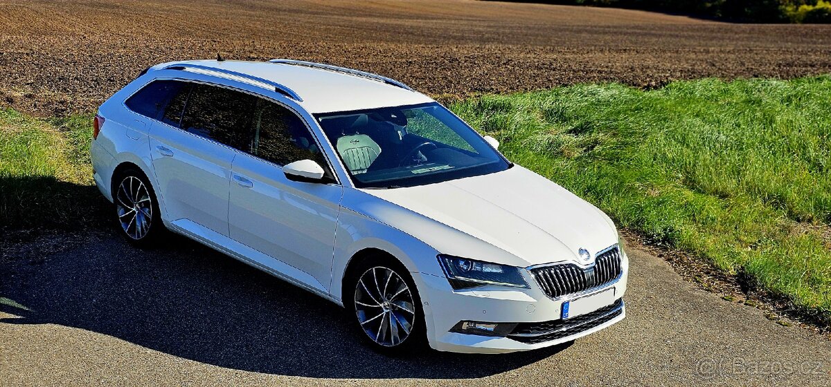 Škoda Superb Combi 6/18 206kw DSG6 L&K Webasto - 4