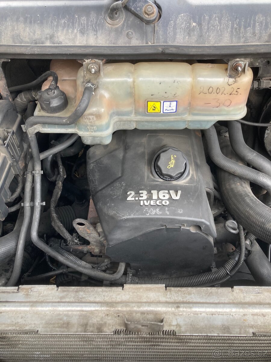 Iveco Daily 2,3L náhradní dily - 4