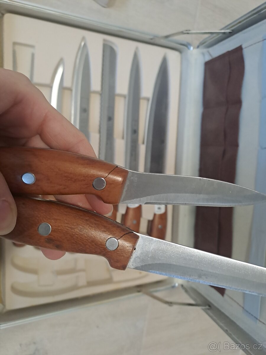 Sada nožů a steakových příborů - 4