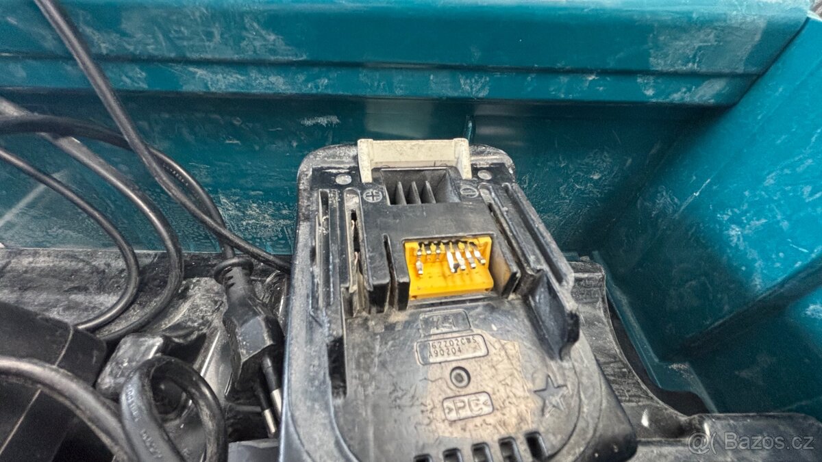 Makita aku šroubovák - 4