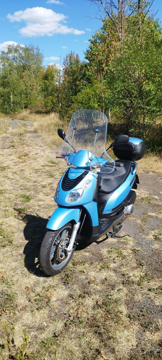 Piaggio Carnaby 125 - 4