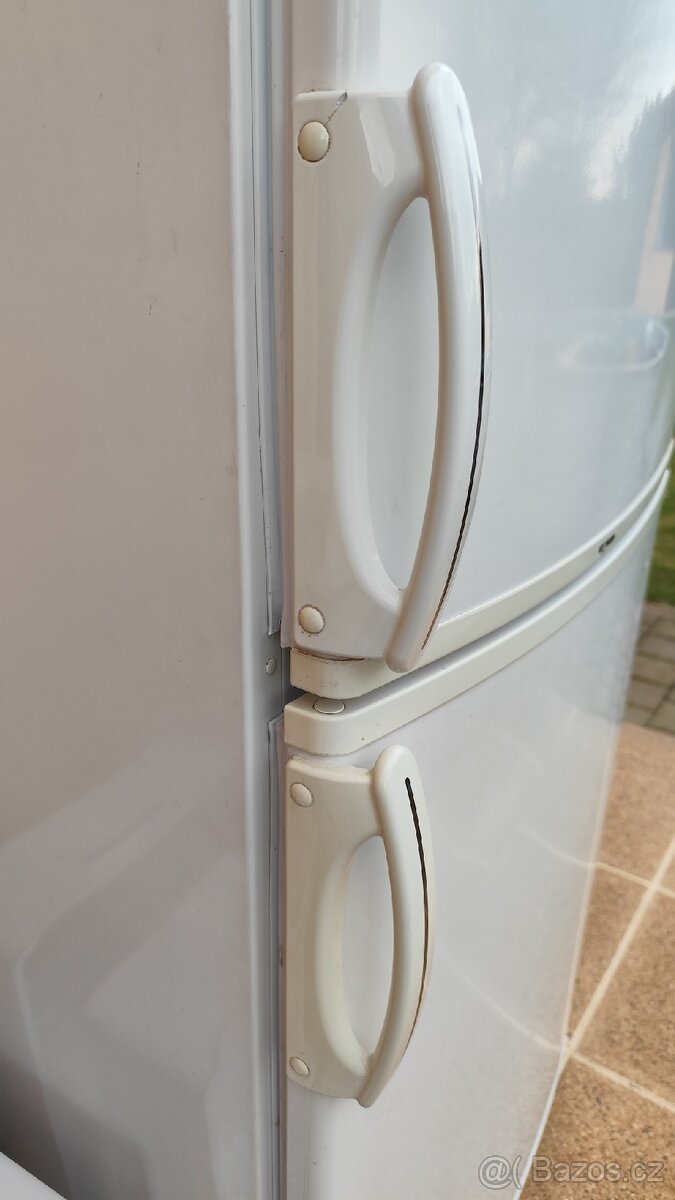 Kombinovaná lednice s mrazákem Whirlpool - 4