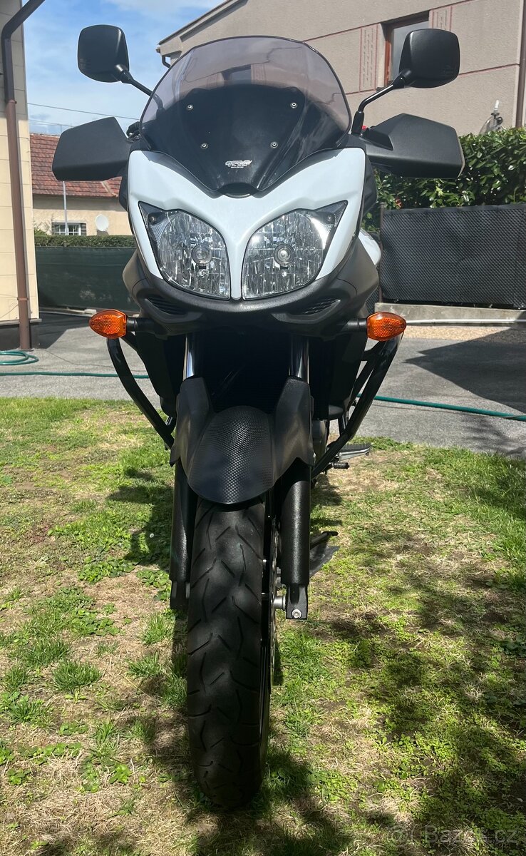 SUZUKI DL650A V-STROM - 4