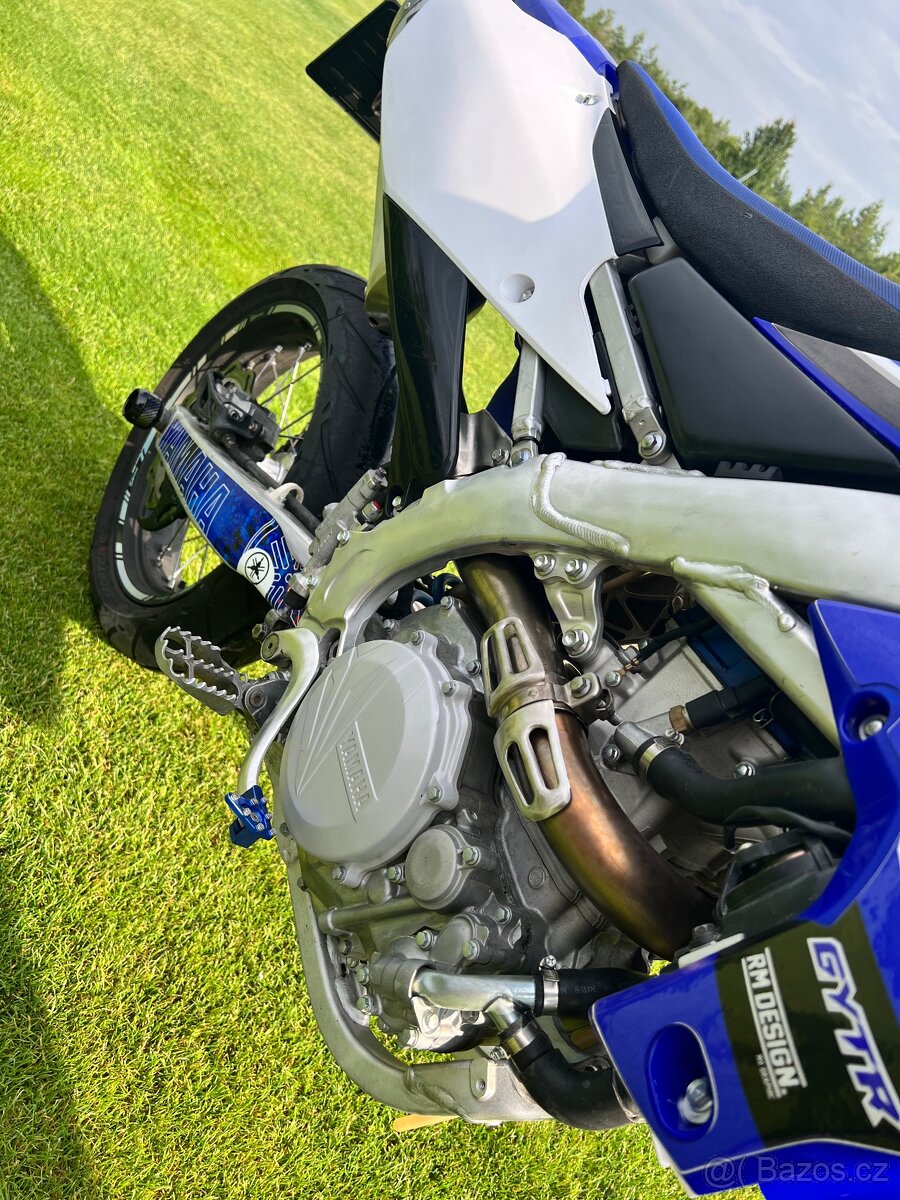 Yamaha WR450 supermoto