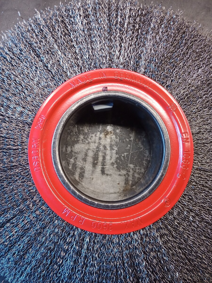 Drátěnný kotouč OSBORN 300 mm - 4