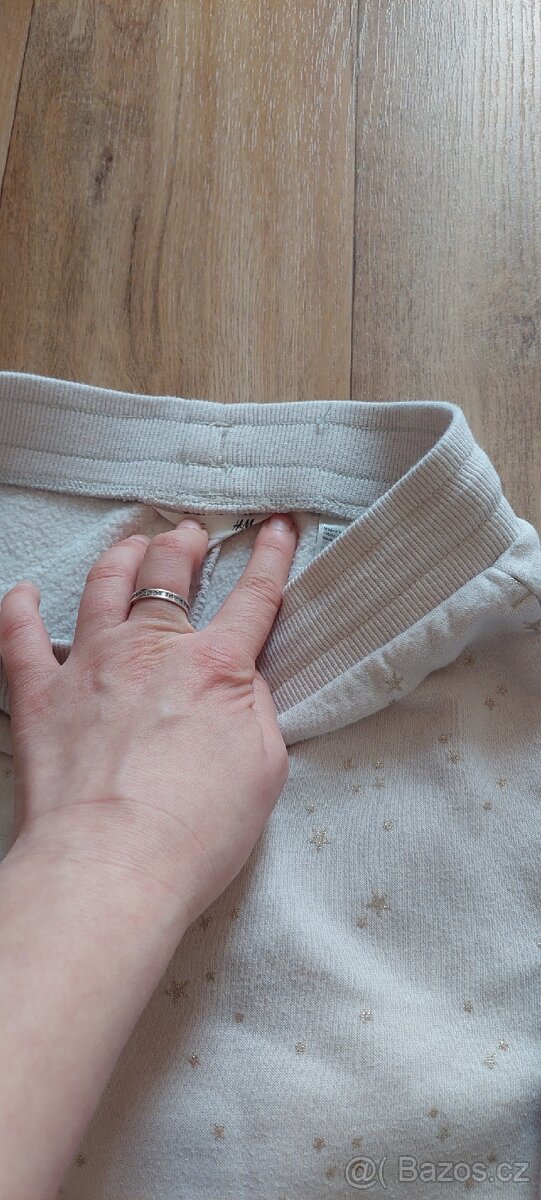 Dívčí tepláky, velikost: 140 - 4