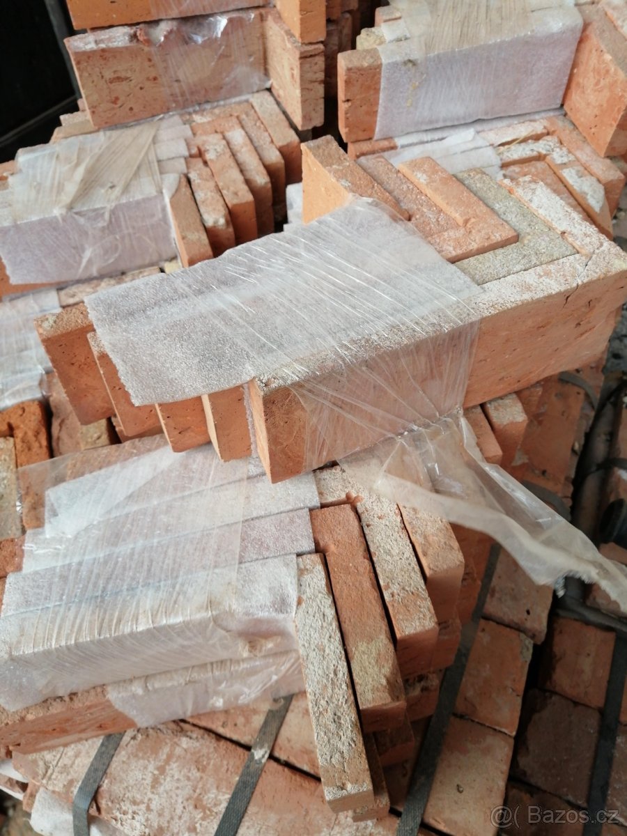 Cihlový obkladový pásek rubový krácený D4 - 4