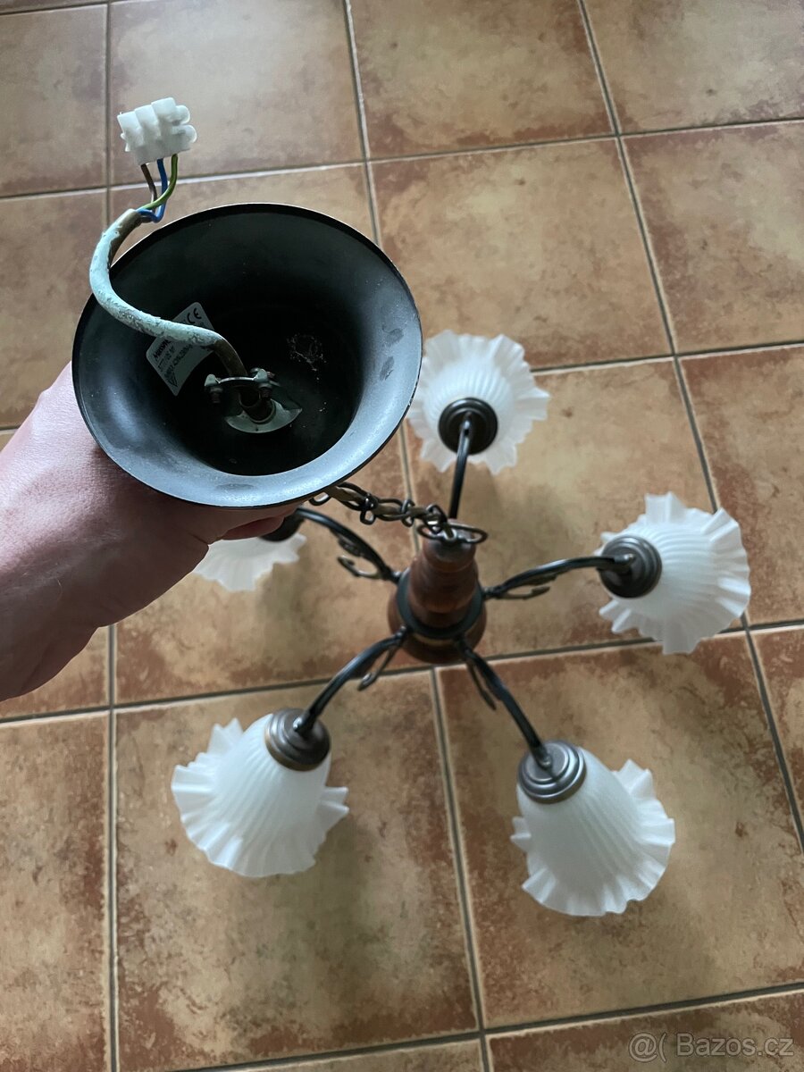 Rustikální pětiramenný lustr - super stav - 4