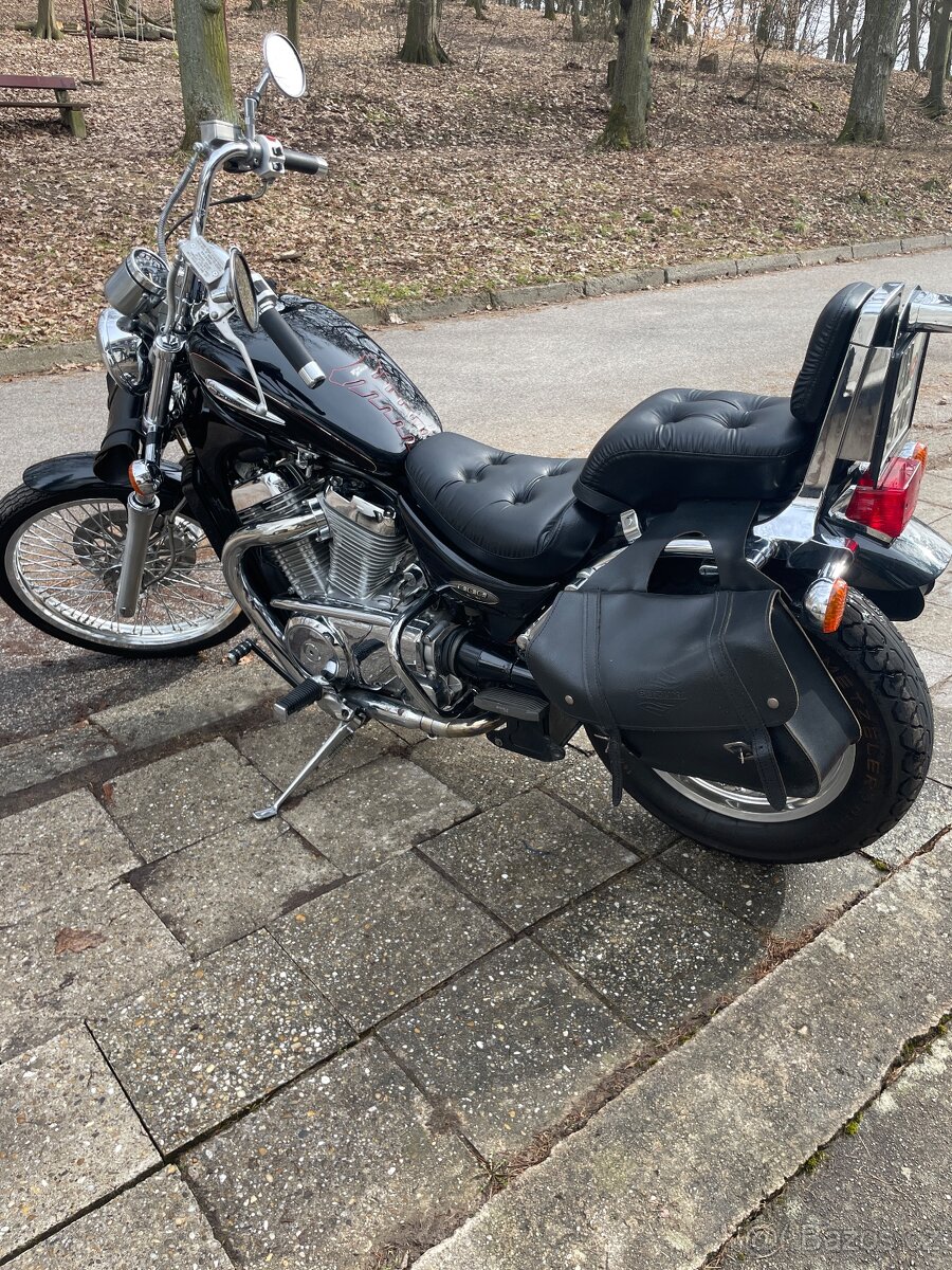 Suzuki intruder VS 800 - 4