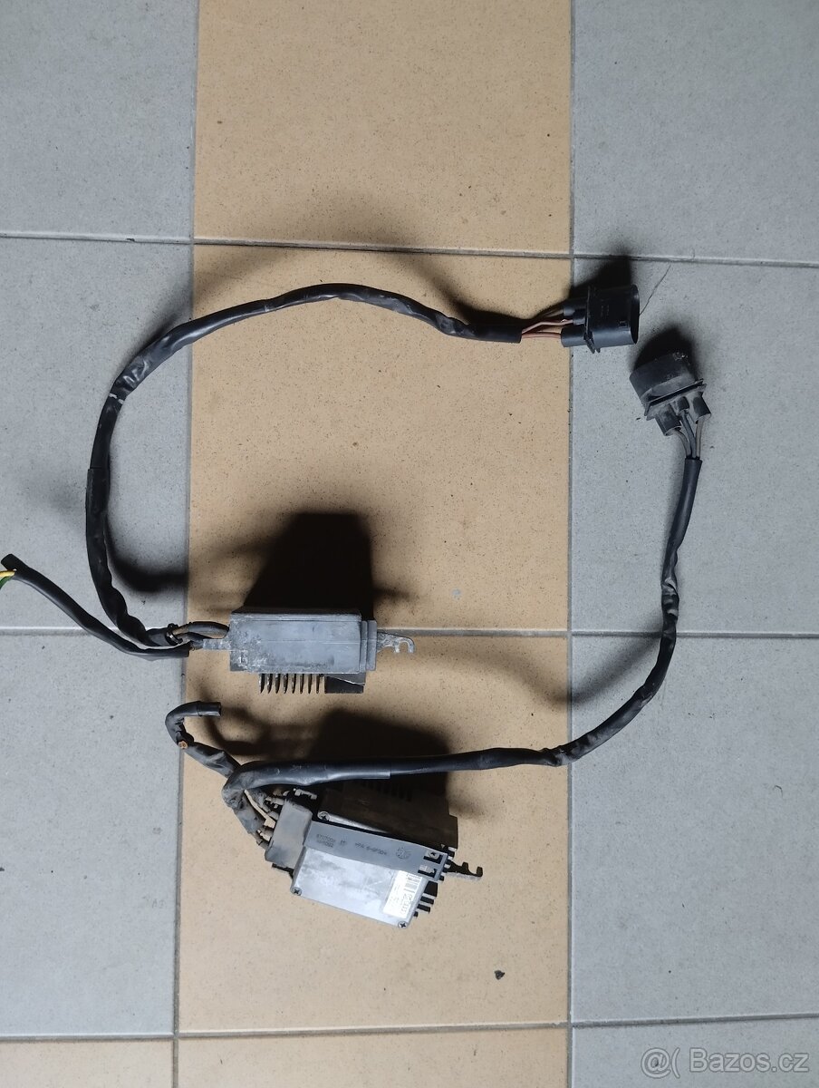 Audi A4 4ídící jednotka ventilátoru - 4