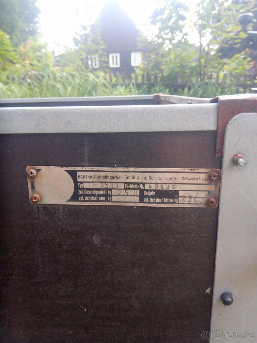 Bržděný vozík za auto - 4