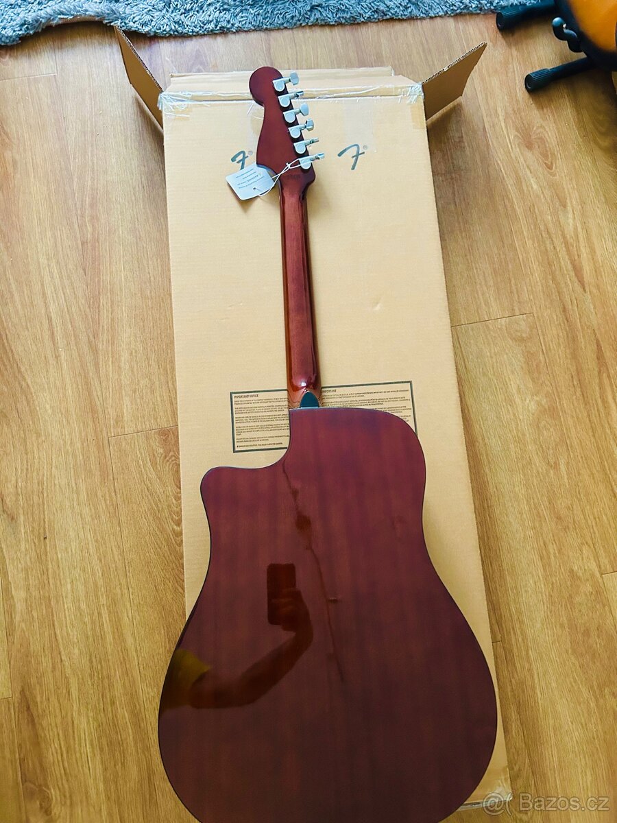 Fender California standard Redondo CE - 4