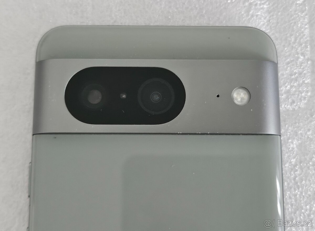 Google Pixel 8 Hazel (256GB) - 4