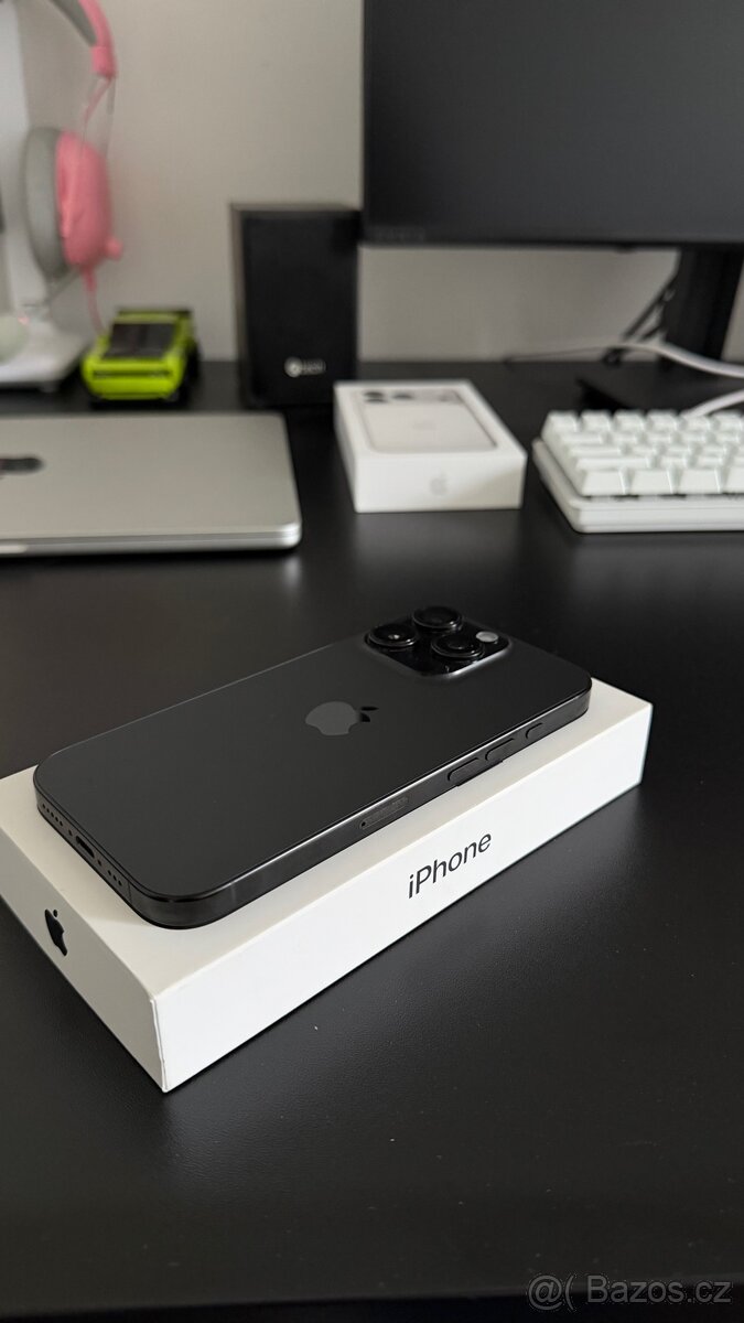 iPhone 16 Pro - 4