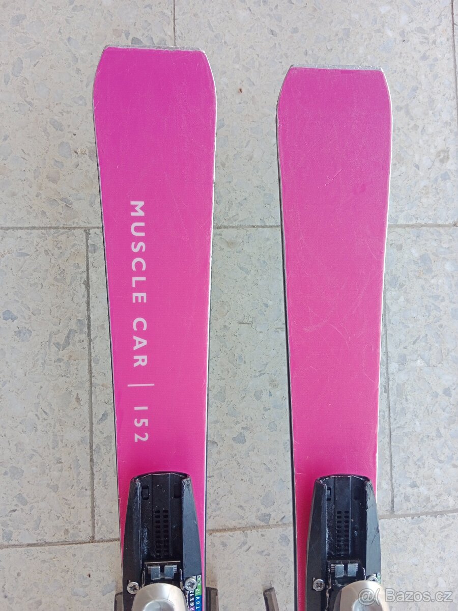 Použité nevšední růžové carvingové lyže Core 150 cm - 4