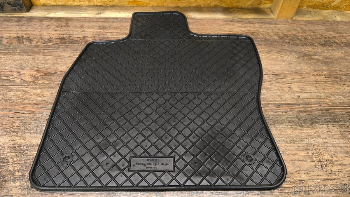 Autokoberečky Škoda Octavia 3, gumové, PETEX - 4