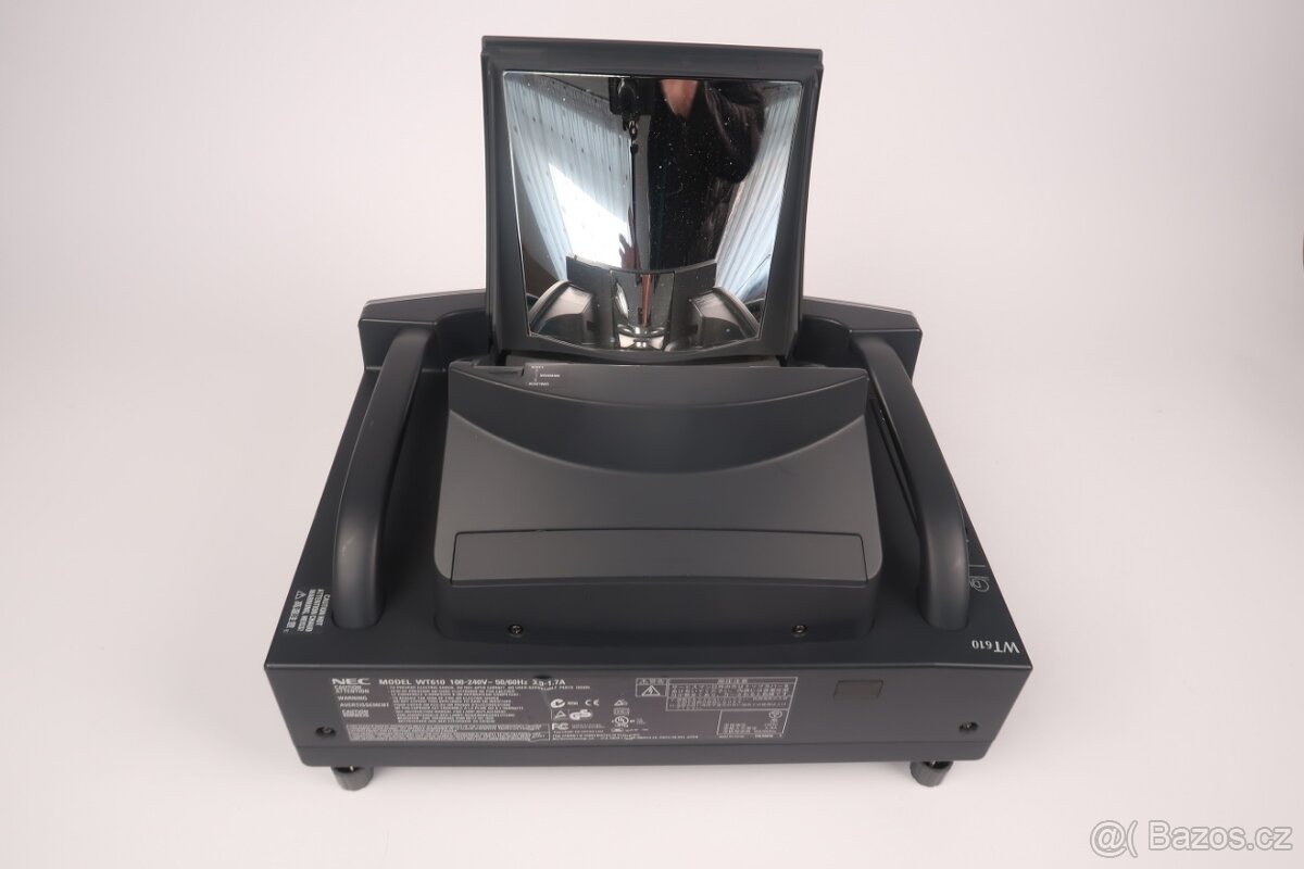 NEC WT610 projektor na ultra krátkou vzdálenost - 4
