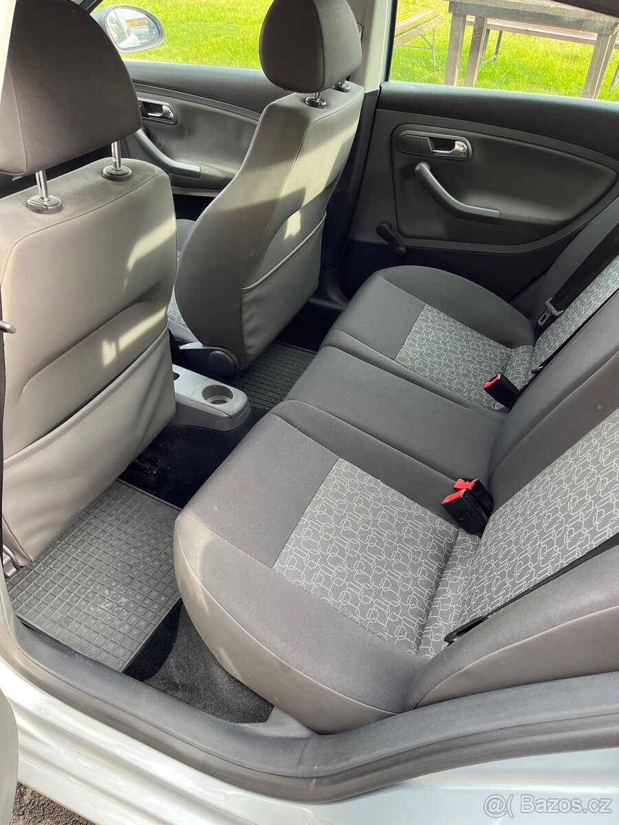 Prodám auto Seat Ibiza, sedan, 1.4 TSI - 4