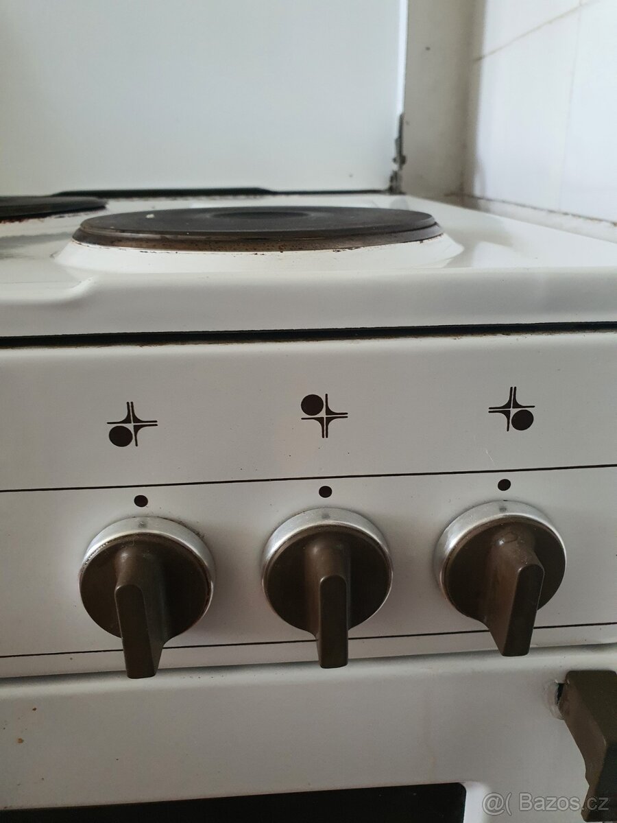 levný elektrický sporák - 4