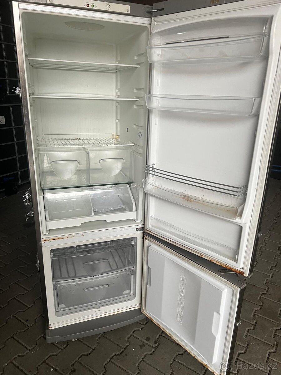 Lednice s mrazákem - 4