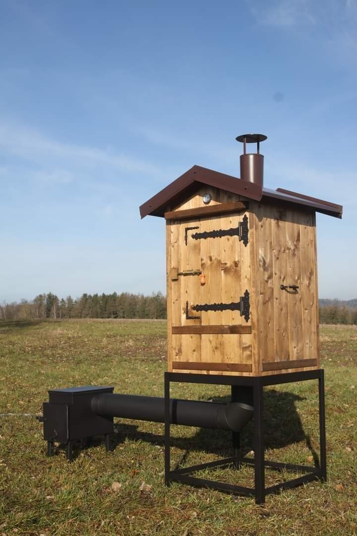 Dřevěná udirna - 4