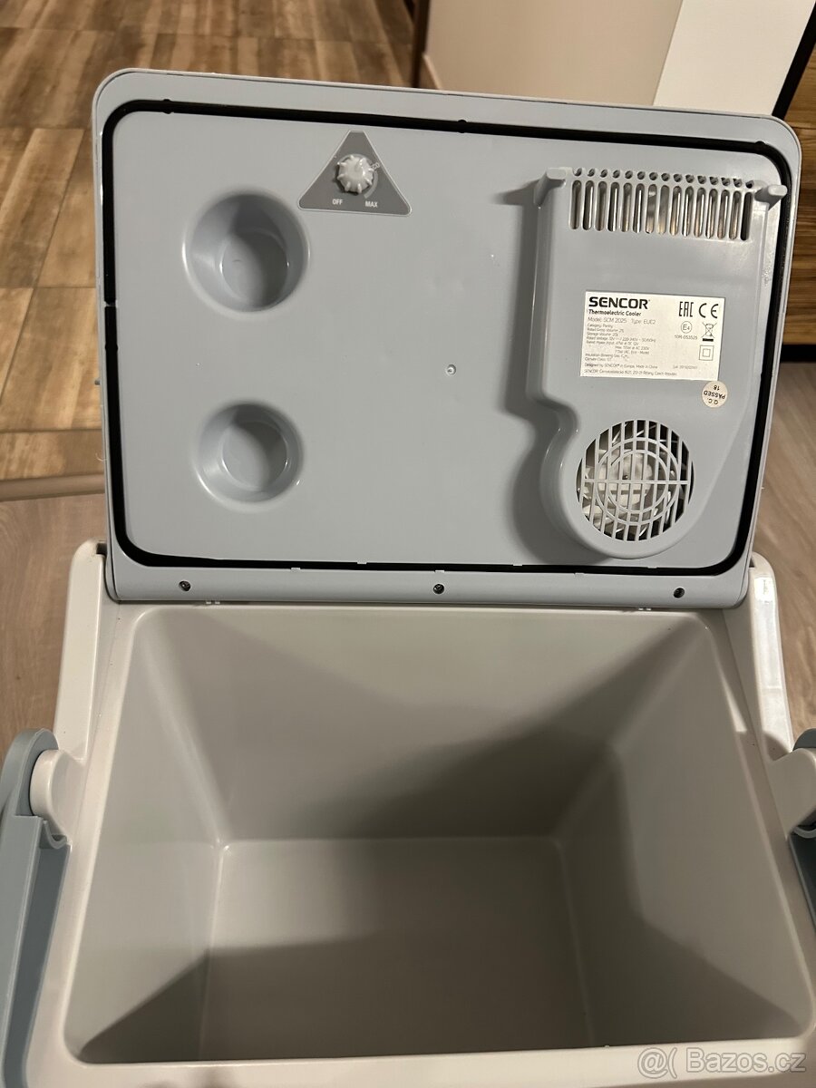 Prodej autolednicka s termoelektrickým chladicim boxem - 4