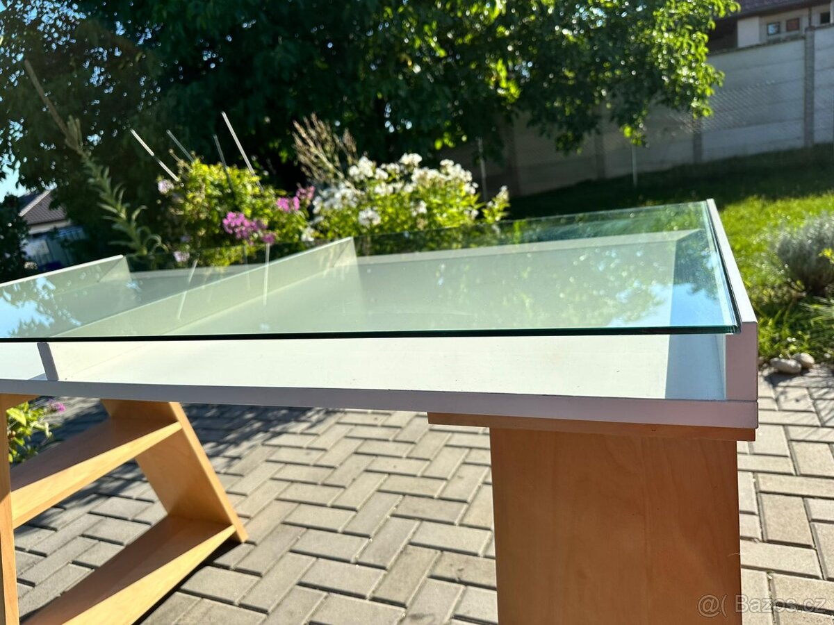 Designový stůl - 4