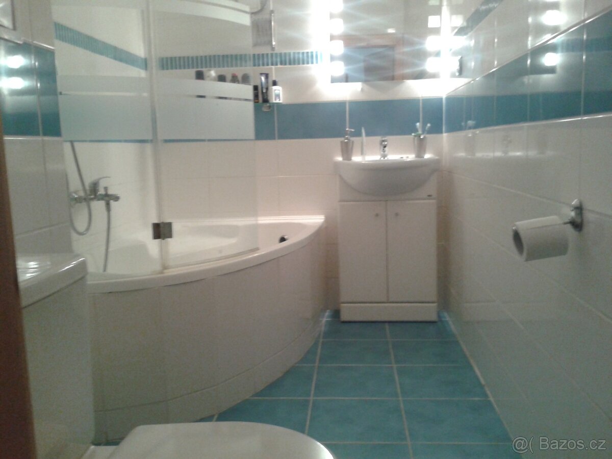 zrcadlo s LED osvětlením - 4