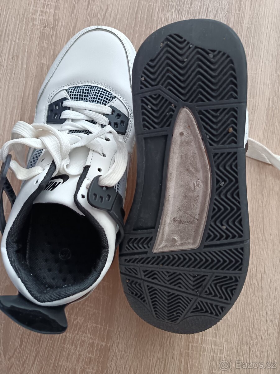 Botasky Nike air 37 - 4