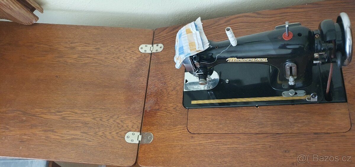 šicí stroj Minerva, starožitný - 4