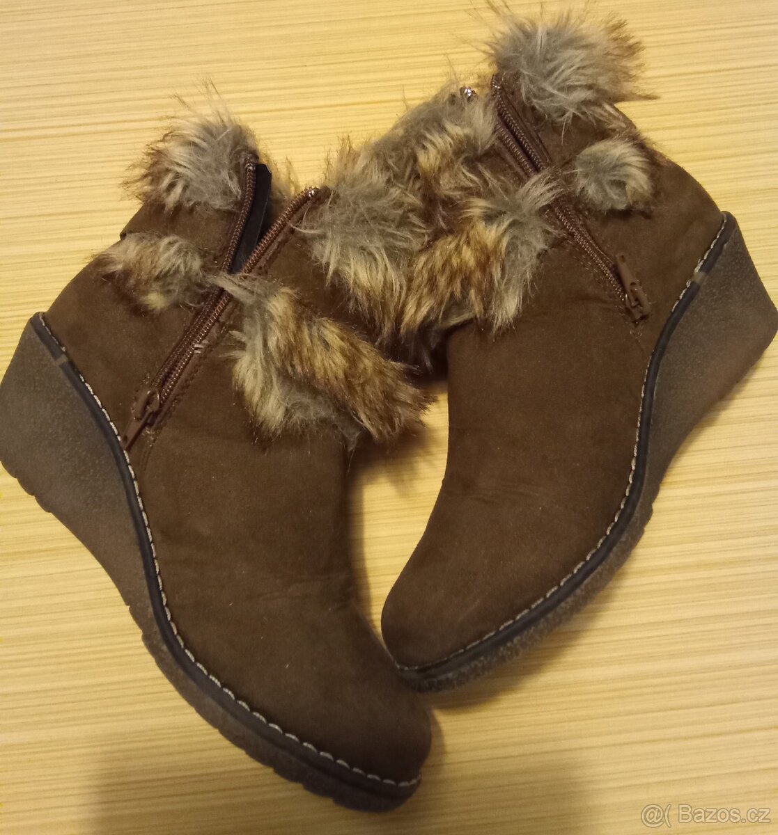 Hnědé semišové boty, velikost 37 - 4