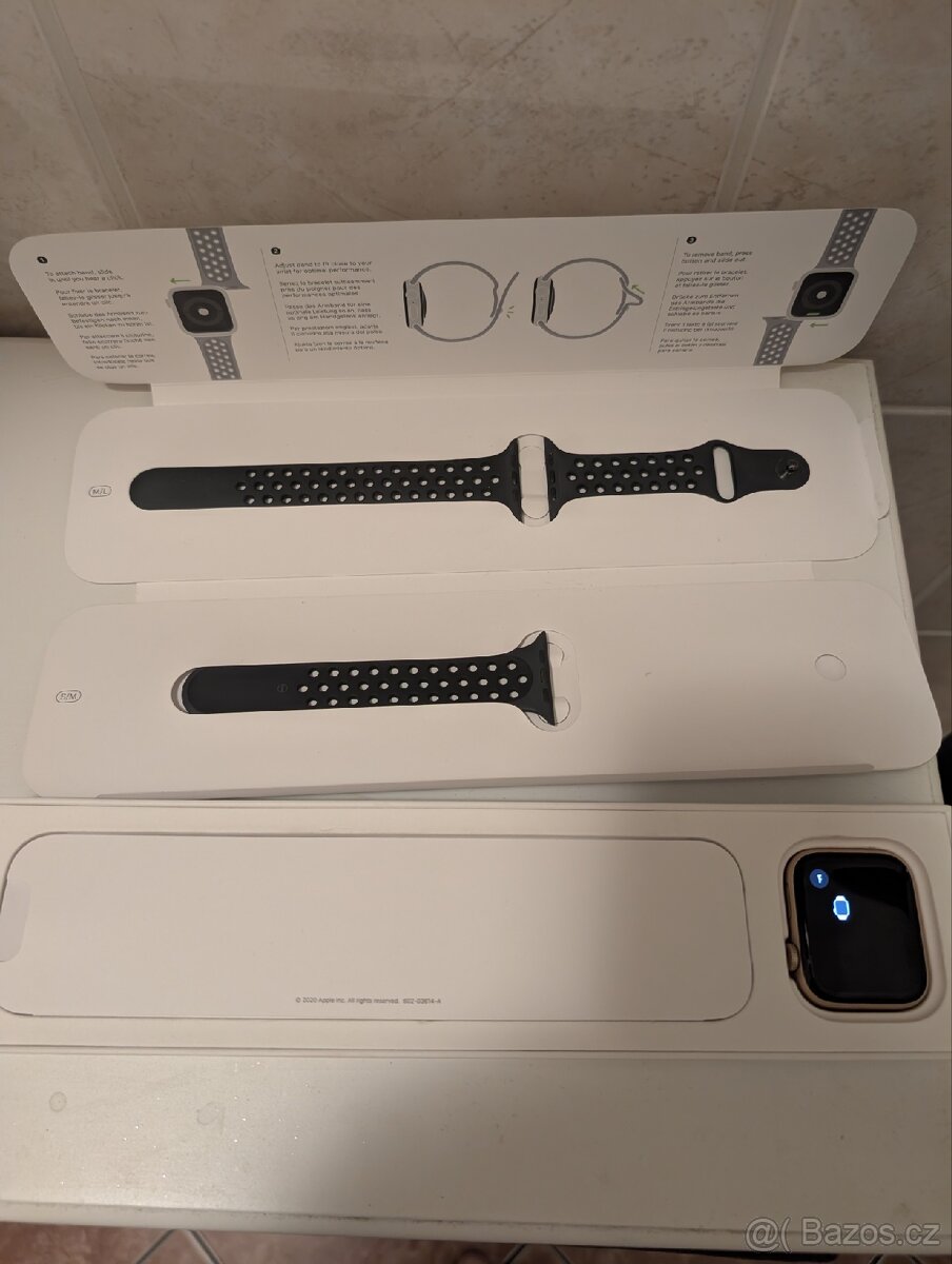 Apple Watch SE 44mm - 4