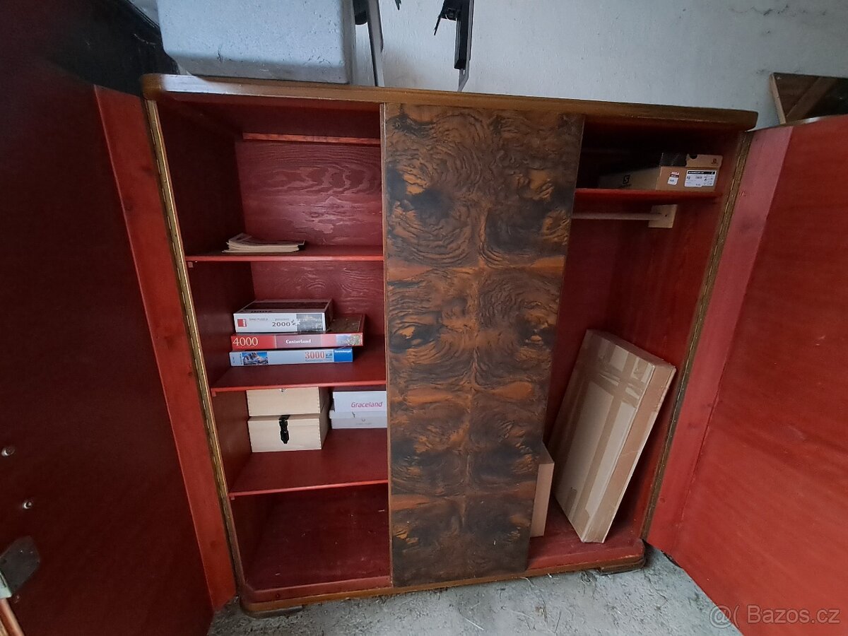 Starožitné skříně - 4