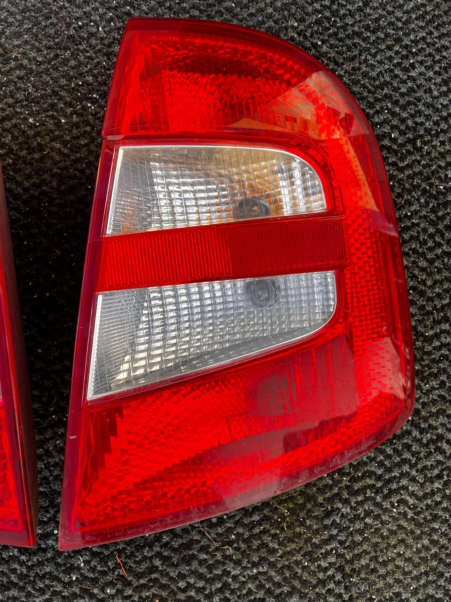 Zadní světla Škoda Fabia - 4