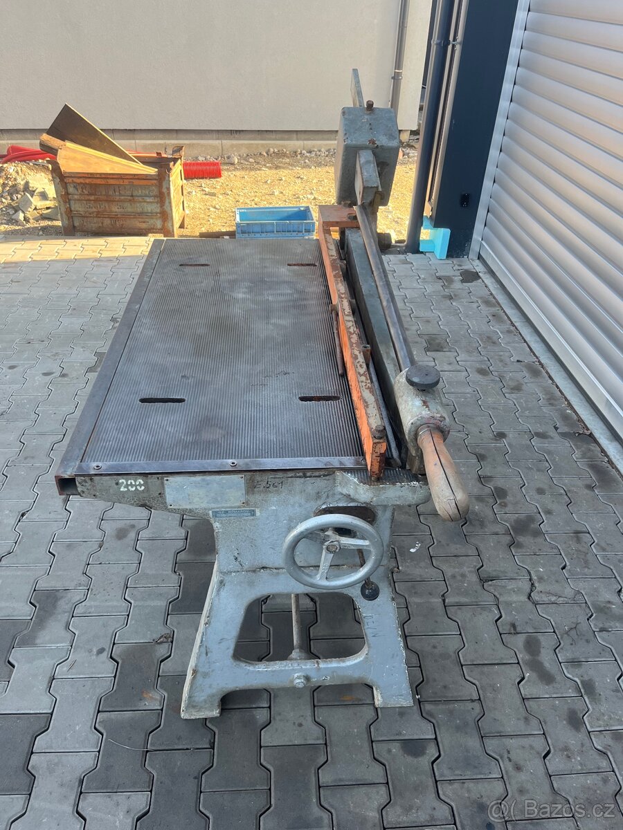 Ruční tabulové nůžky 1000/2,5 - 4