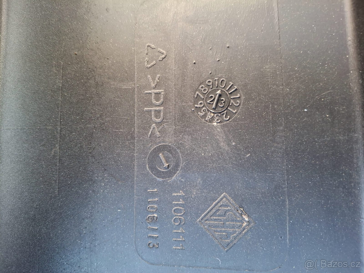 PŘEDNÍ NÁRAZNÍK BMW ŘADA 1 (E81/E82) - 4