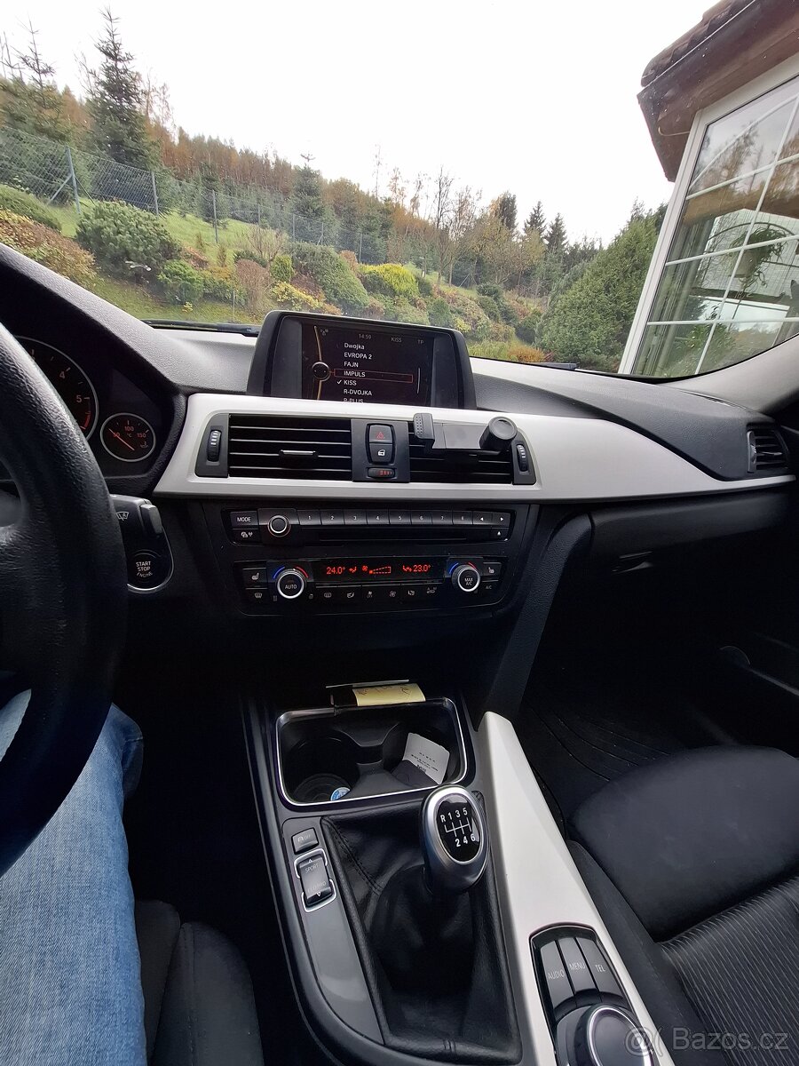Bmw f31 318D manual - 4