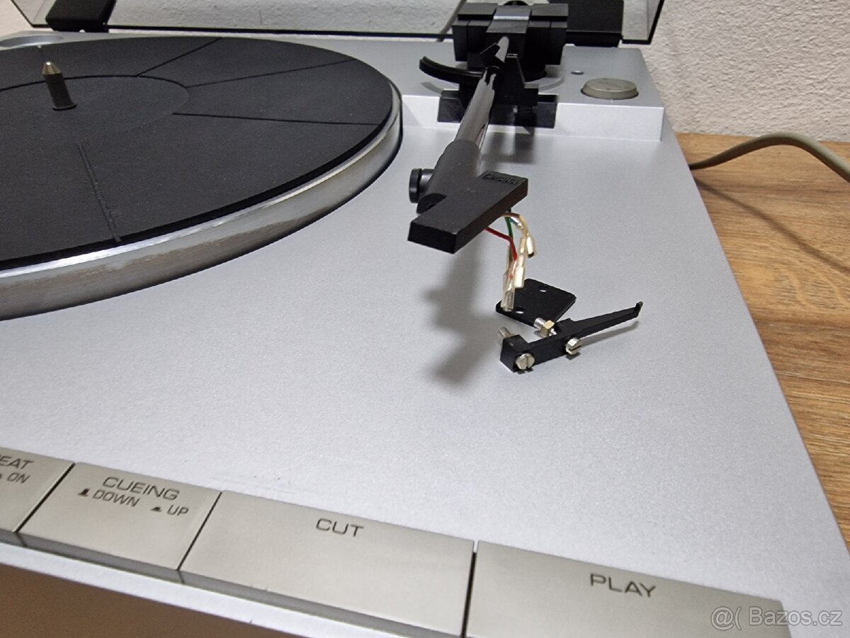 Gramofon Yamaha P-500 - 4
