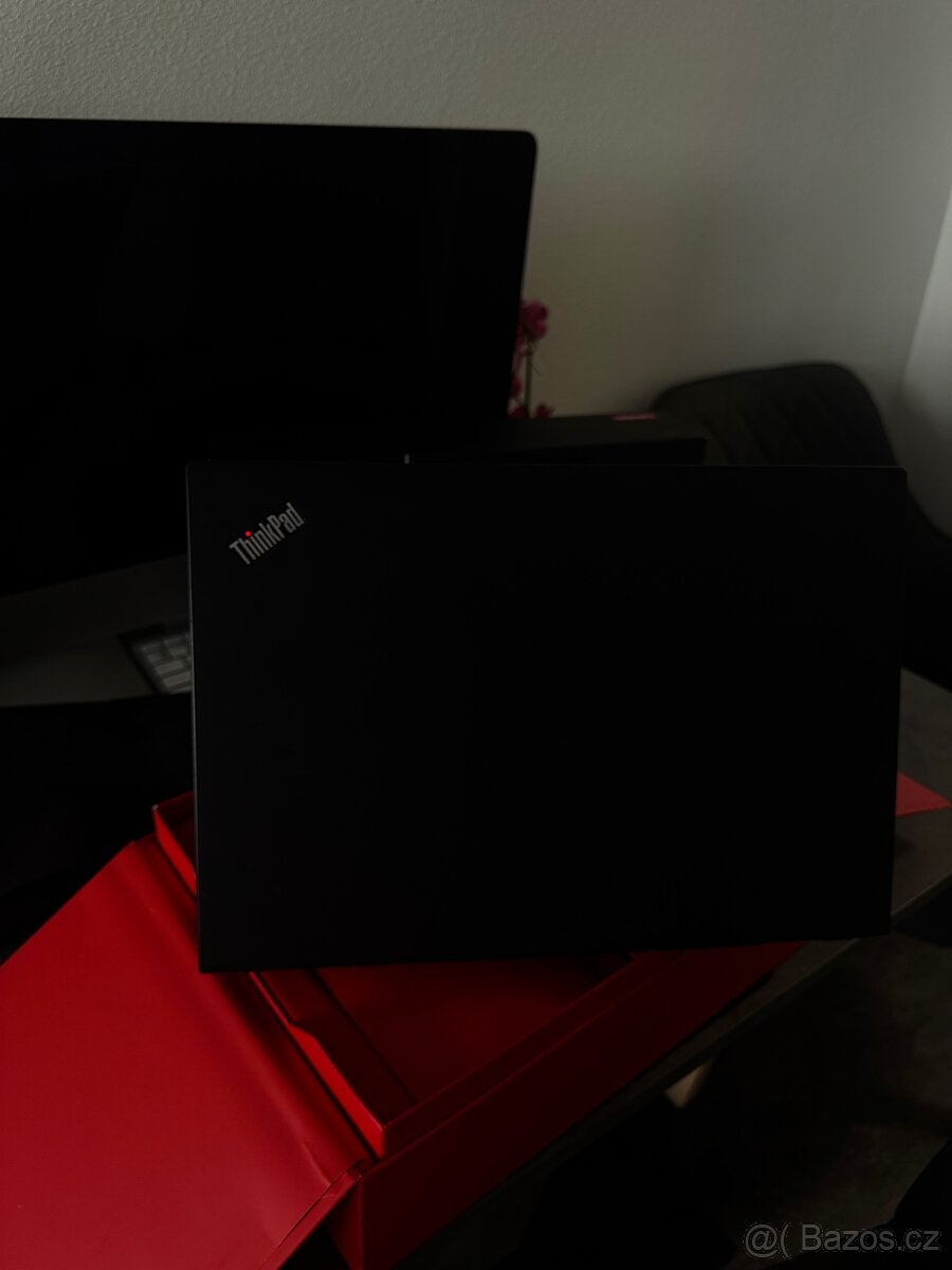 Lenovo ThinkPad X1 Carbon 4. generace – i5 / Windows 11 Pro - 4