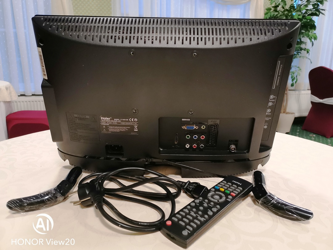 Prodám LEVNĚ televizory LCD Haier - 4